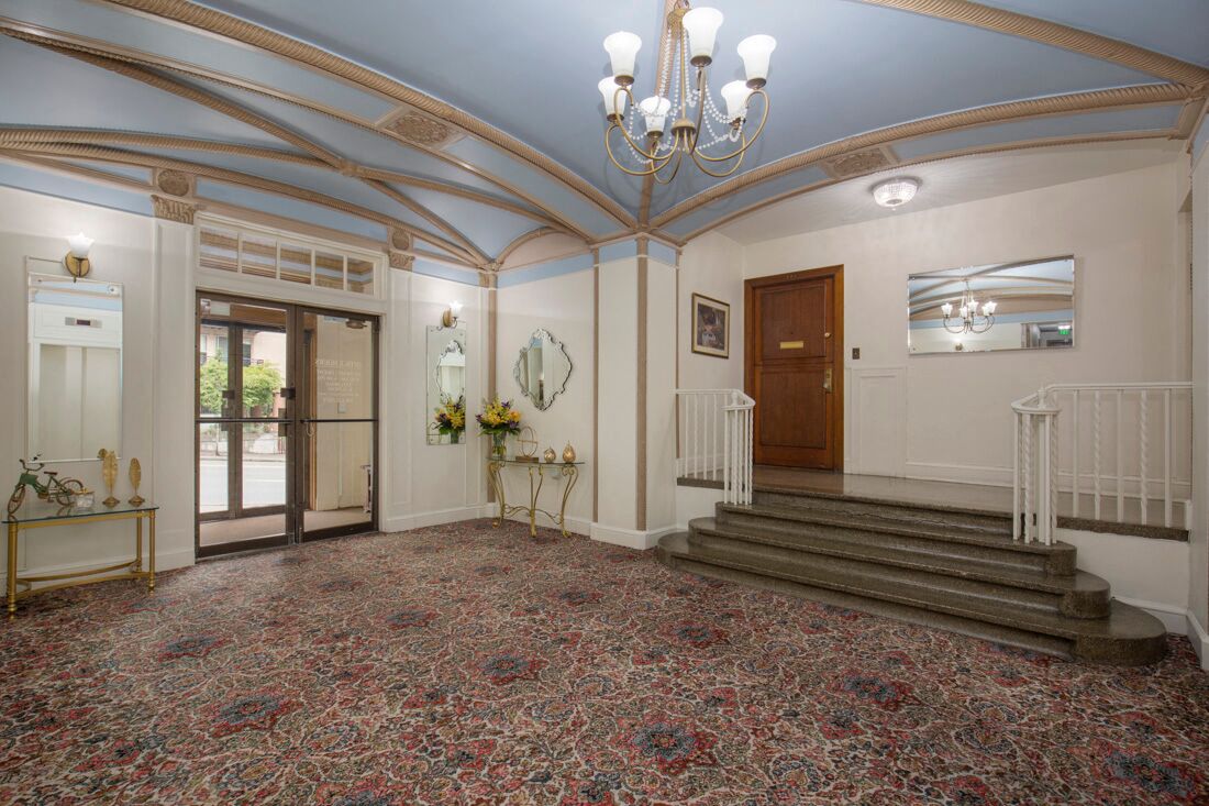 Stockbridge Apartment Homes, 1330 Boren Ave, Seattle, WA RentCafe